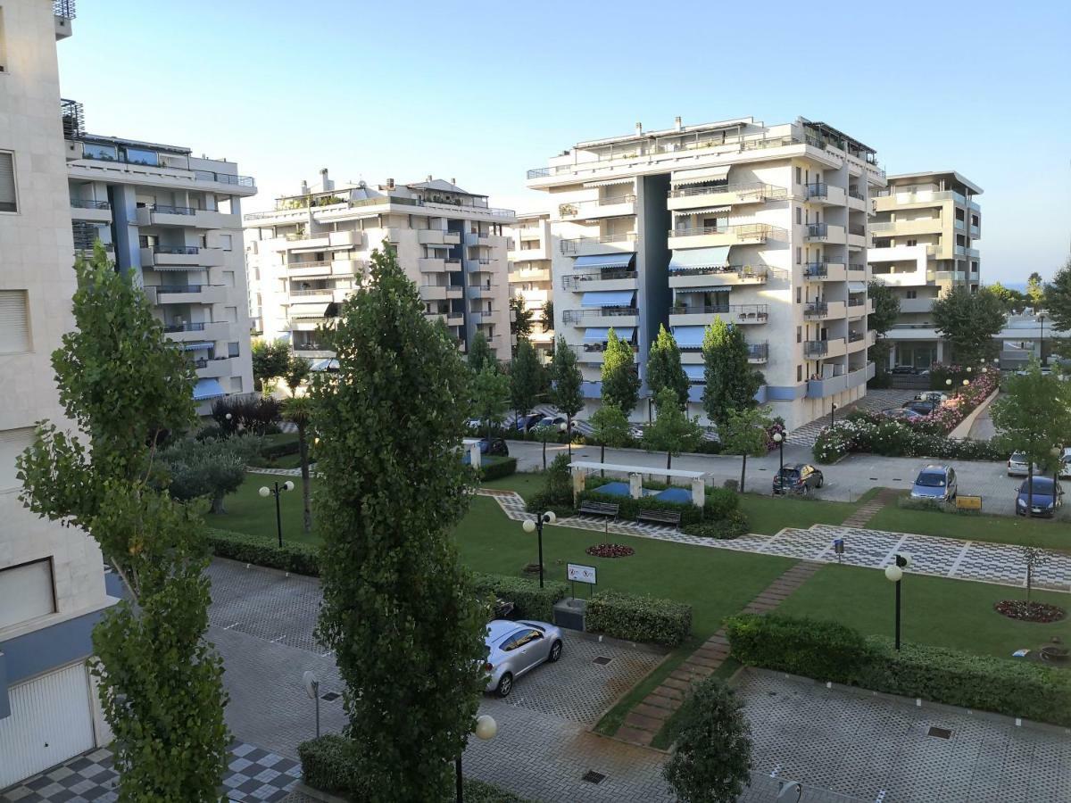 Domus Aries Montesilvano Marina Екстериор снимка